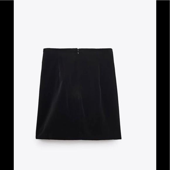 Nwt Zara black velvet high waisted mini ruched skirt XS - Picture 6 of 7